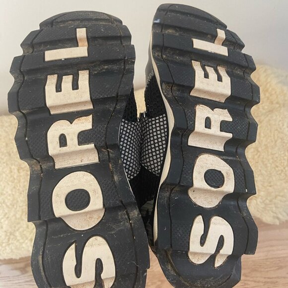 Women's Sorel Kinetic Sneaker Women's 7 Black Gray Sporty Athletic Athleisure - Picture 9 of 10